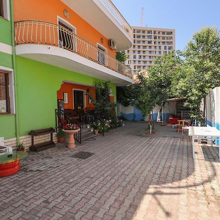 Hostel Osho Tirana Zewnętrze zdjęcie