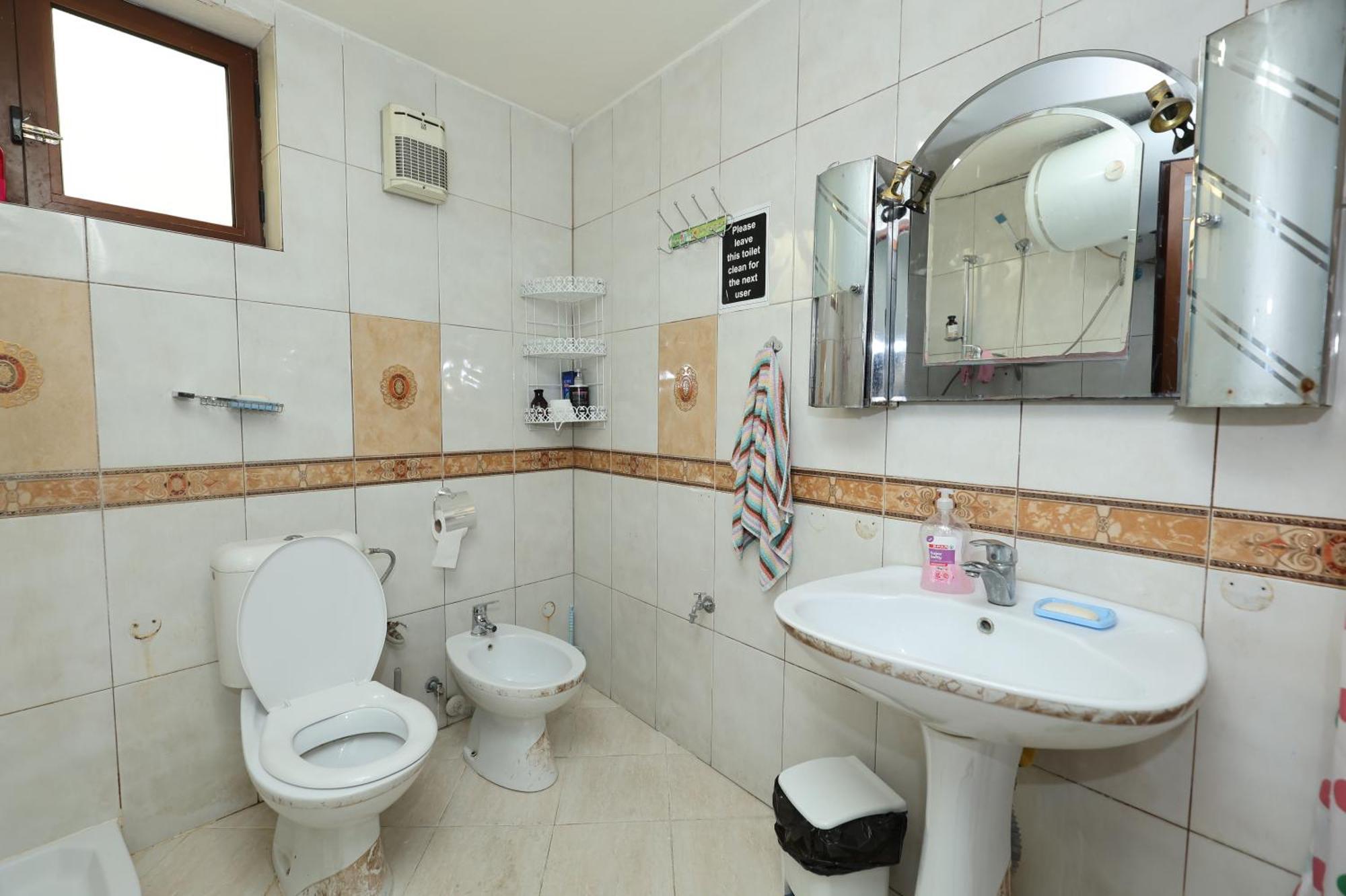 Hostel Osho Tirana Zewnętrze zdjęcie