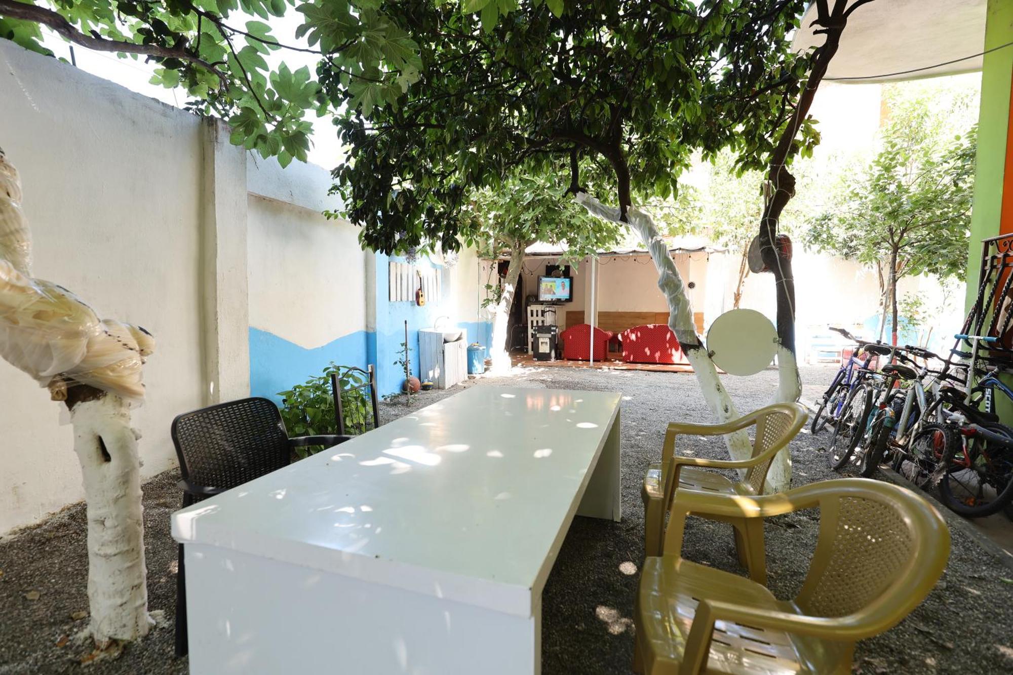 Hostel Osho Tirana Zewnętrze zdjęcie