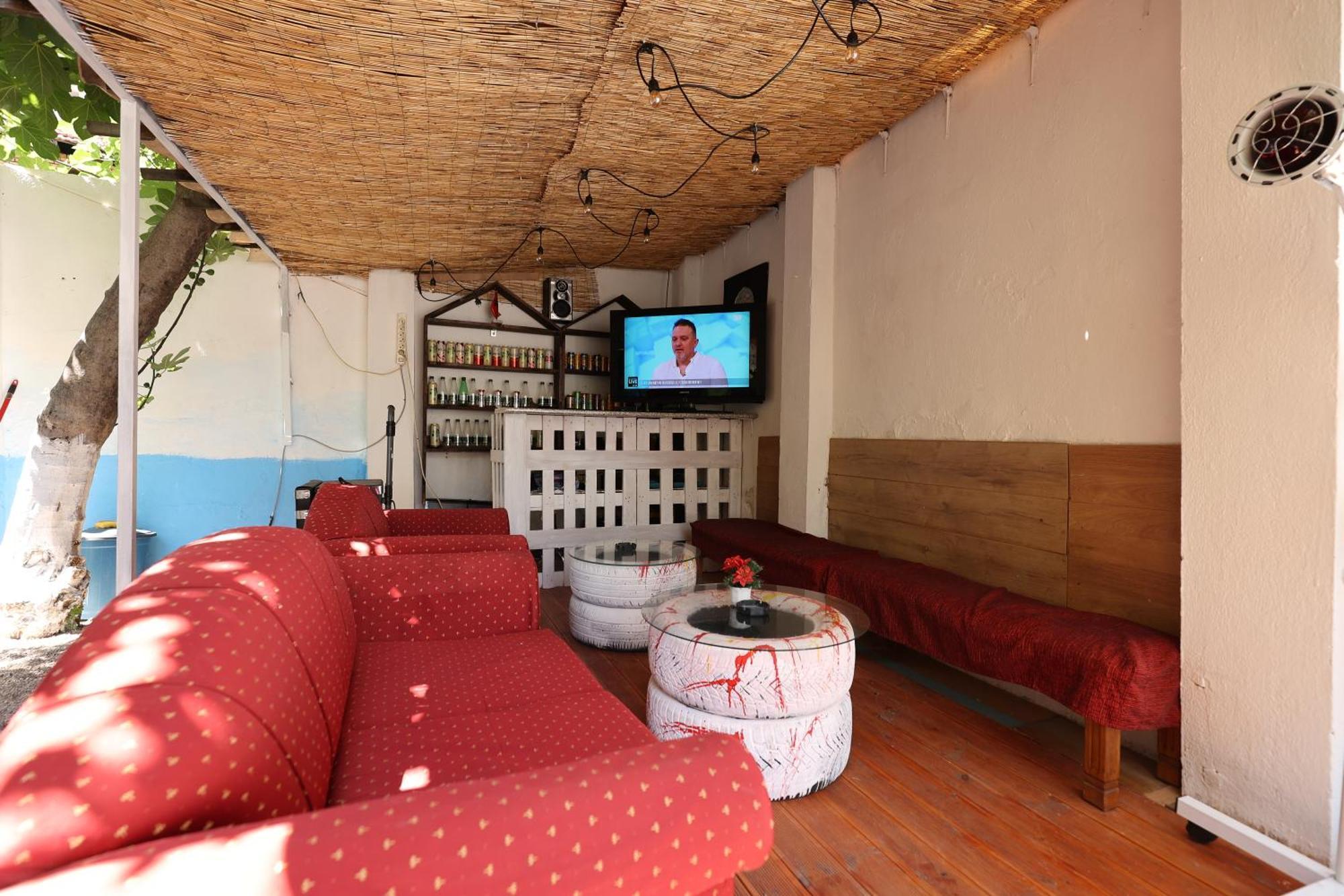 Hostel Osho Tirana Zewnętrze zdjęcie