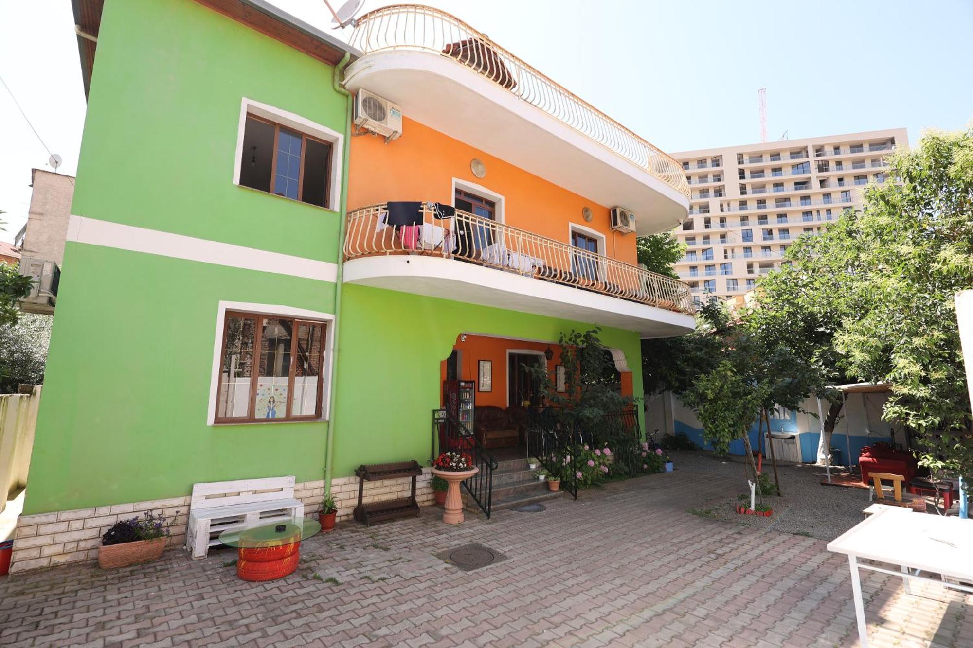 Hostel Osho Tirana Zewnętrze zdjęcie