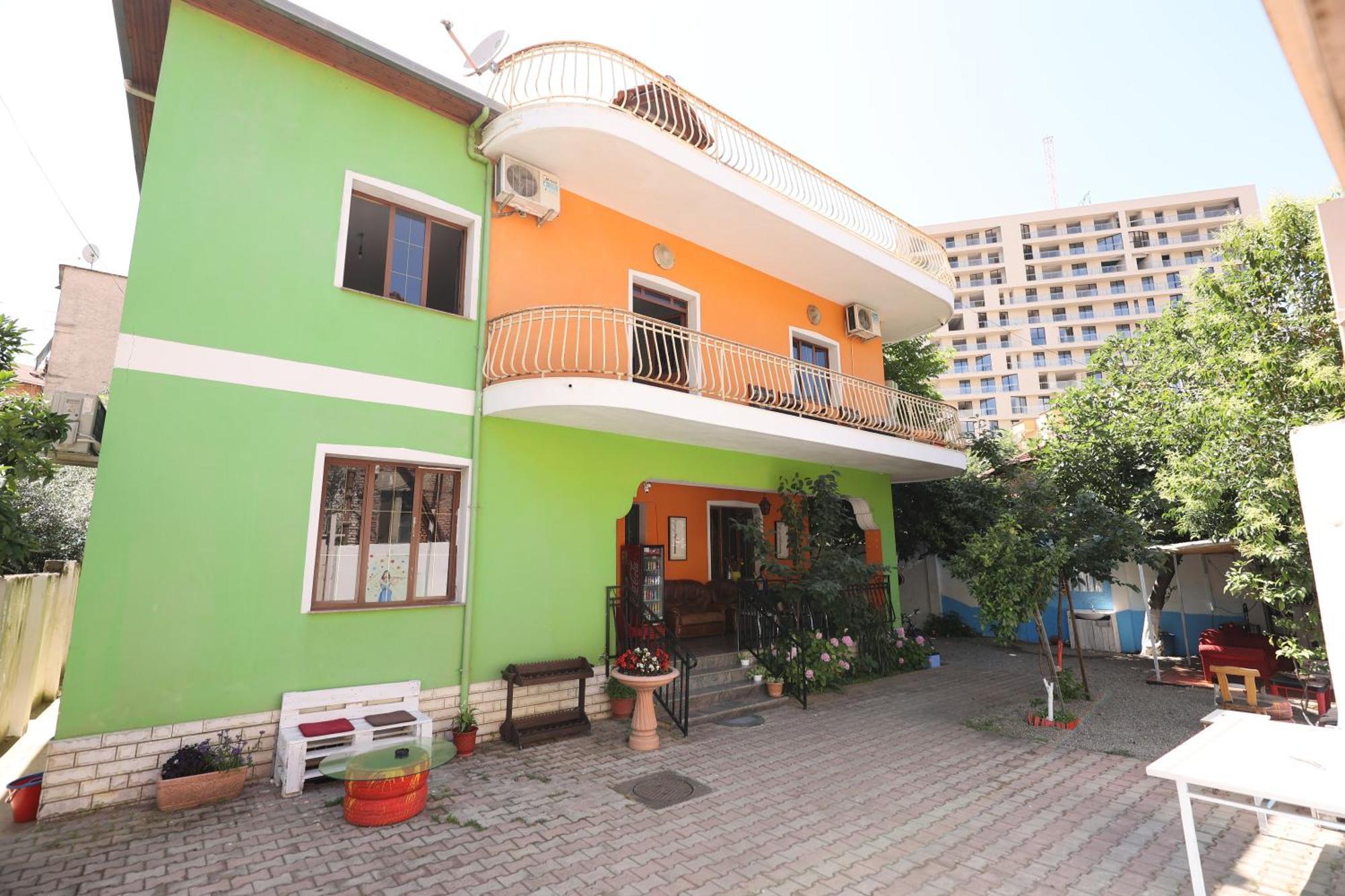 Hostel Osho Tirana Zewnętrze zdjęcie