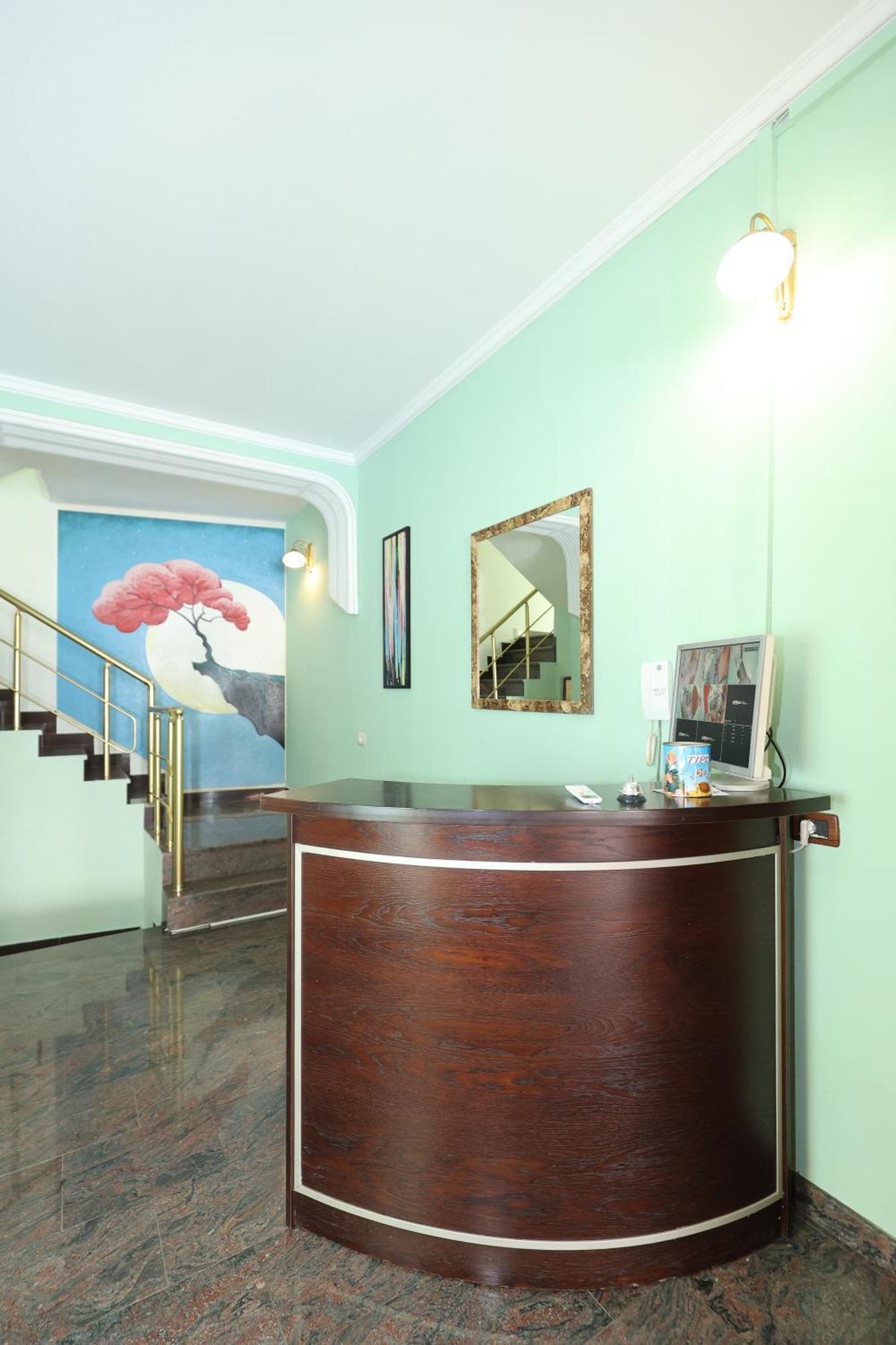 Hostel Osho Tirana Zewnętrze zdjęcie