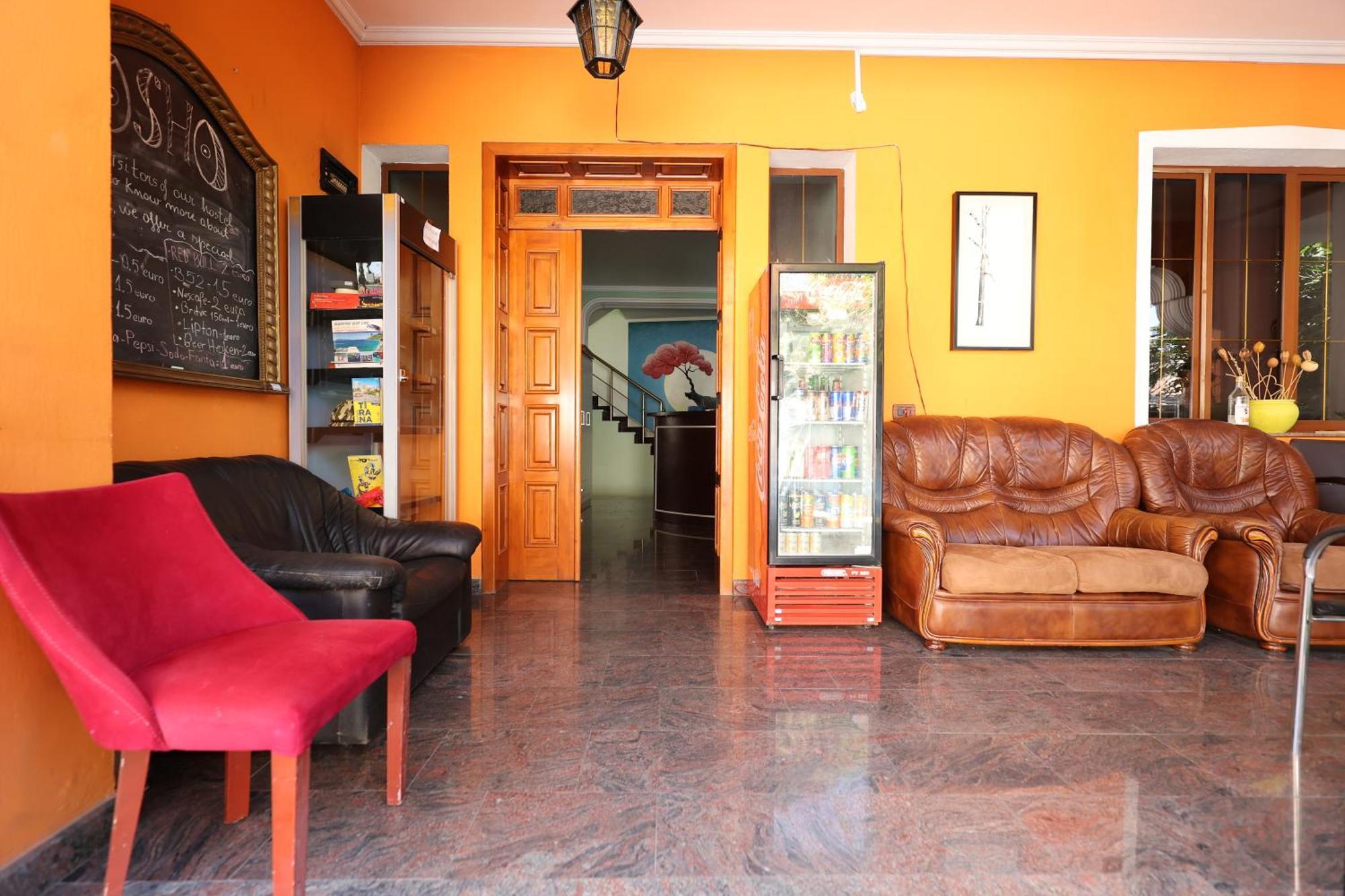 Hostel Osho Tirana Zewnętrze zdjęcie